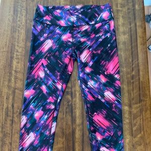 Fabletics - Salar Printed PowerHold Capri